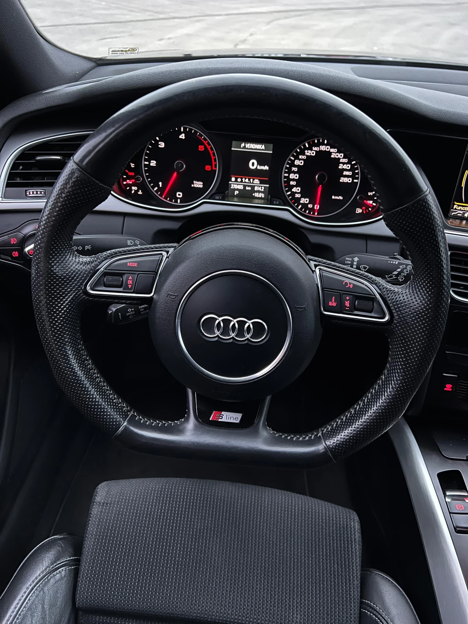 Audi A4 3.0tdi 245hp quattro 3xS-Line Active Sound, снимка 12 - Автомобили и джипове - 56274845