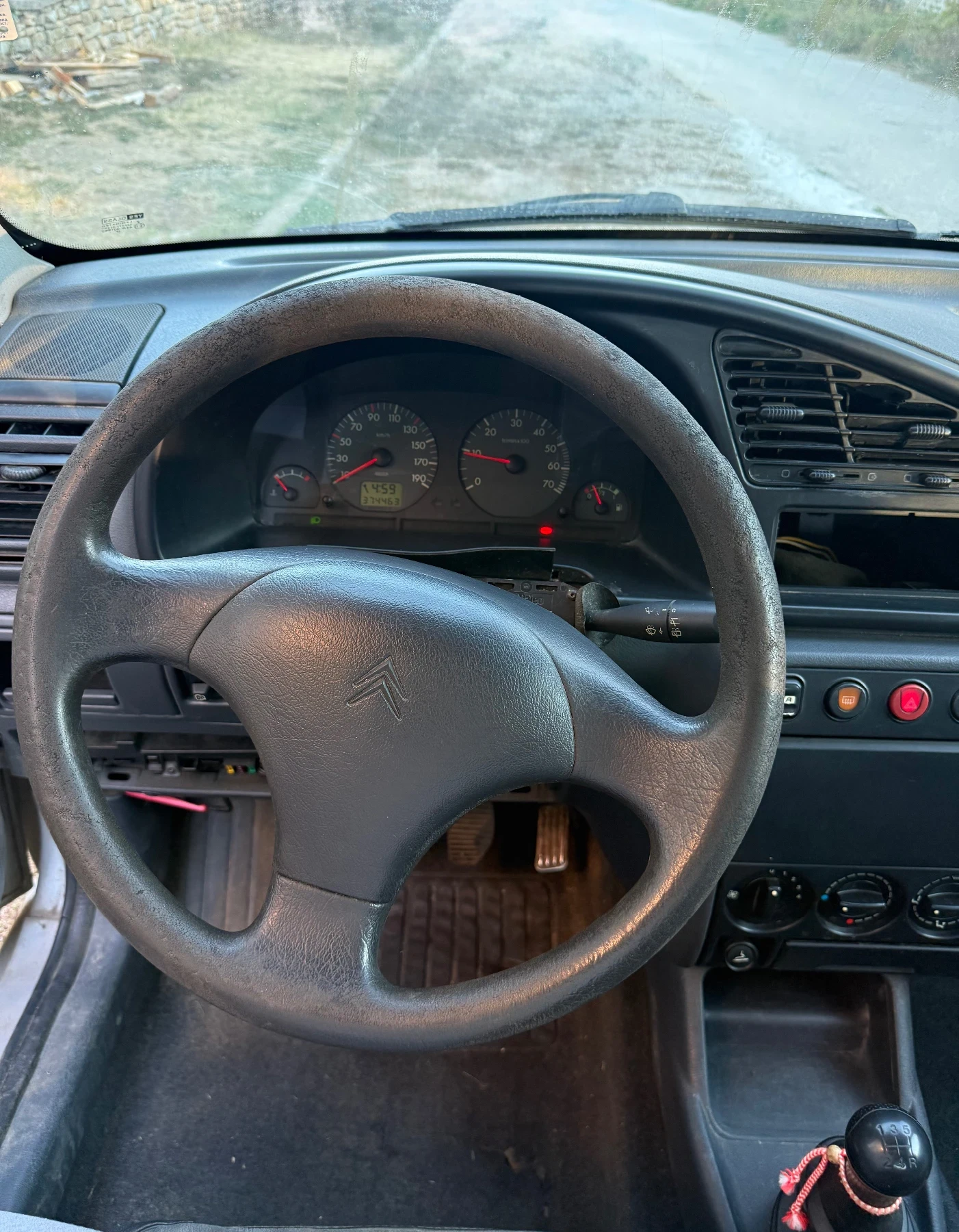 Citroen Berlingo 1.4, снимка 5 - Автомобили и джипове - 56348664
