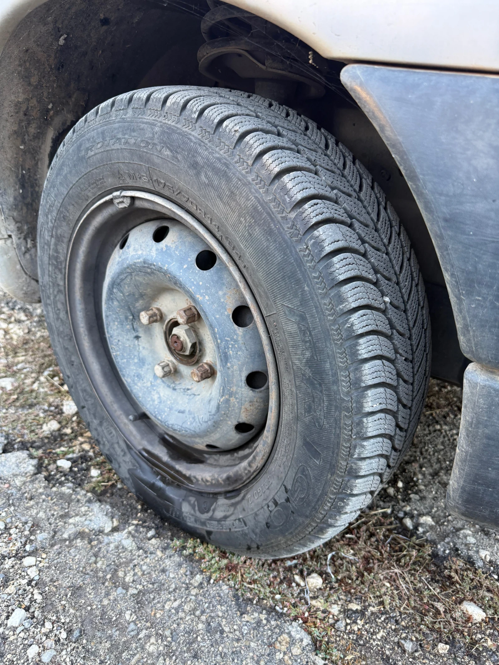 Citroen Berlingo 1.4, снимка 8 - Автомобили и джипове - 56348664