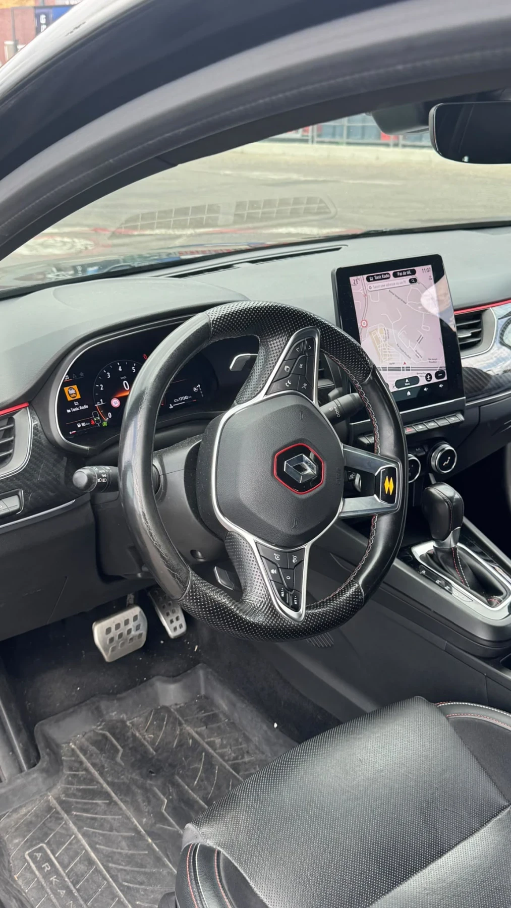 Renault Arkana RS-Line 1.3 140, снимка 5 - Автомобили и джипове - 56367775