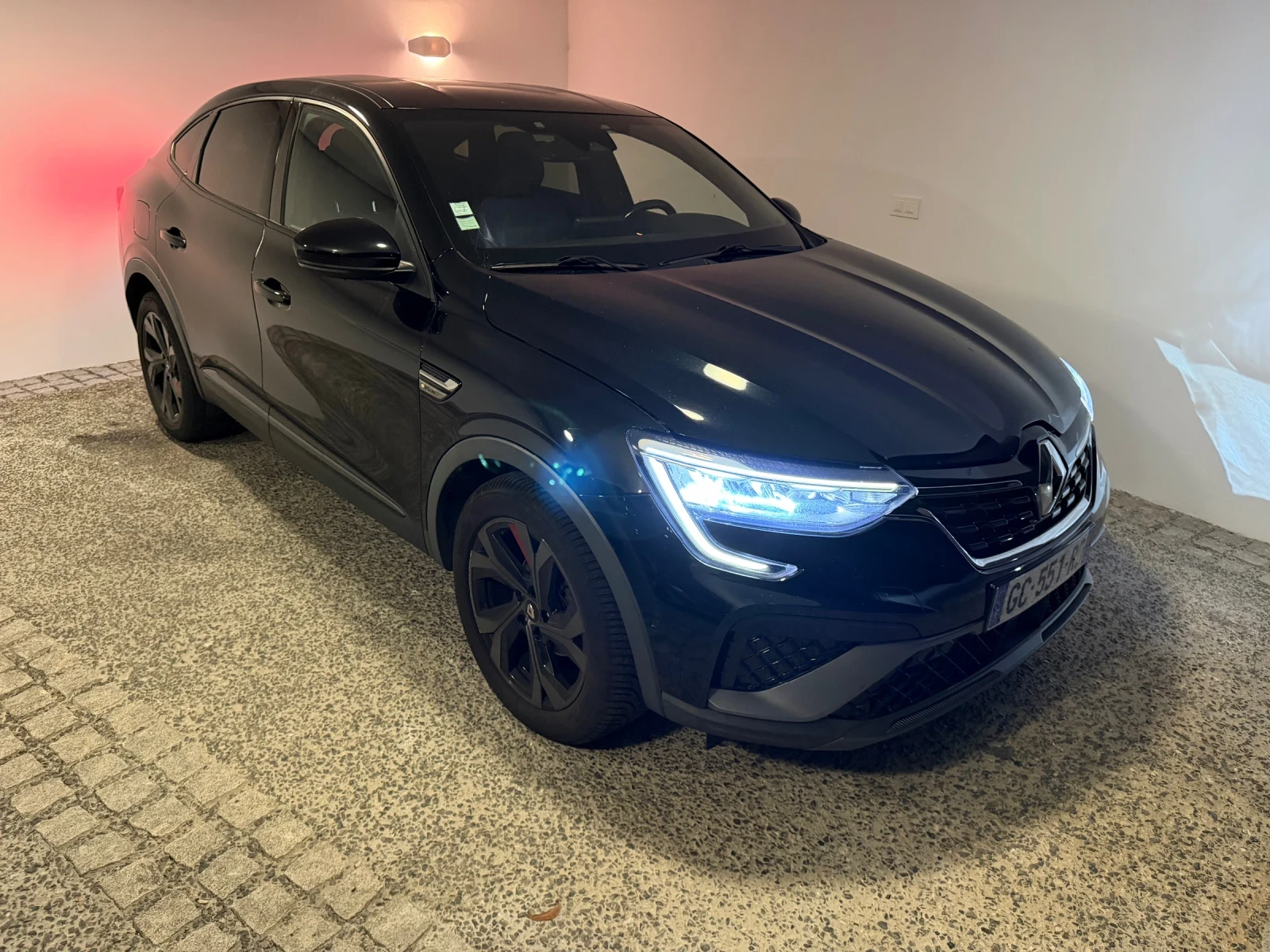 Renault Arkana RS-Line 1.3 140, снимка 6 - Автомобили и джипове - 56367775