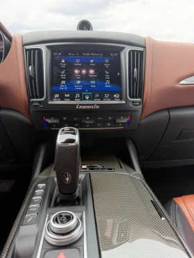Maserati Levante, снимка 15