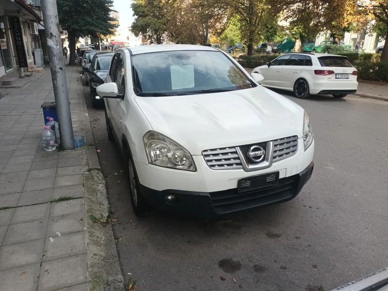 Nissan Qashqai 1.5dci, снимка 2 - Автомобили и джипове - 47517254