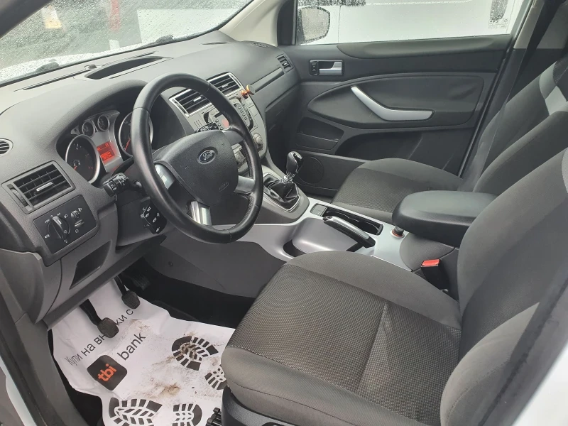 Ford Kuga 2.0TDCI* 140к.с* .Keyless* Италия * , снимка 11 - Автомобили и джипове - 48197351