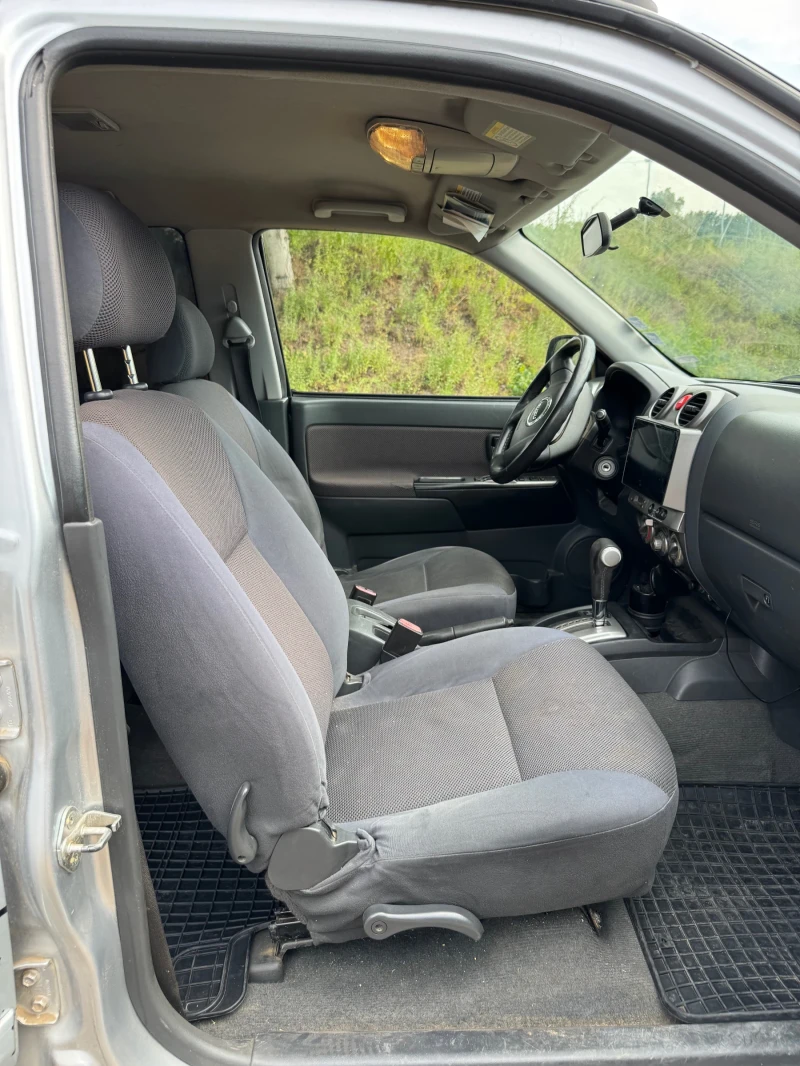 Isuzu D-max 3.0, снимка 9 - Автомобили и джипове - 52309622