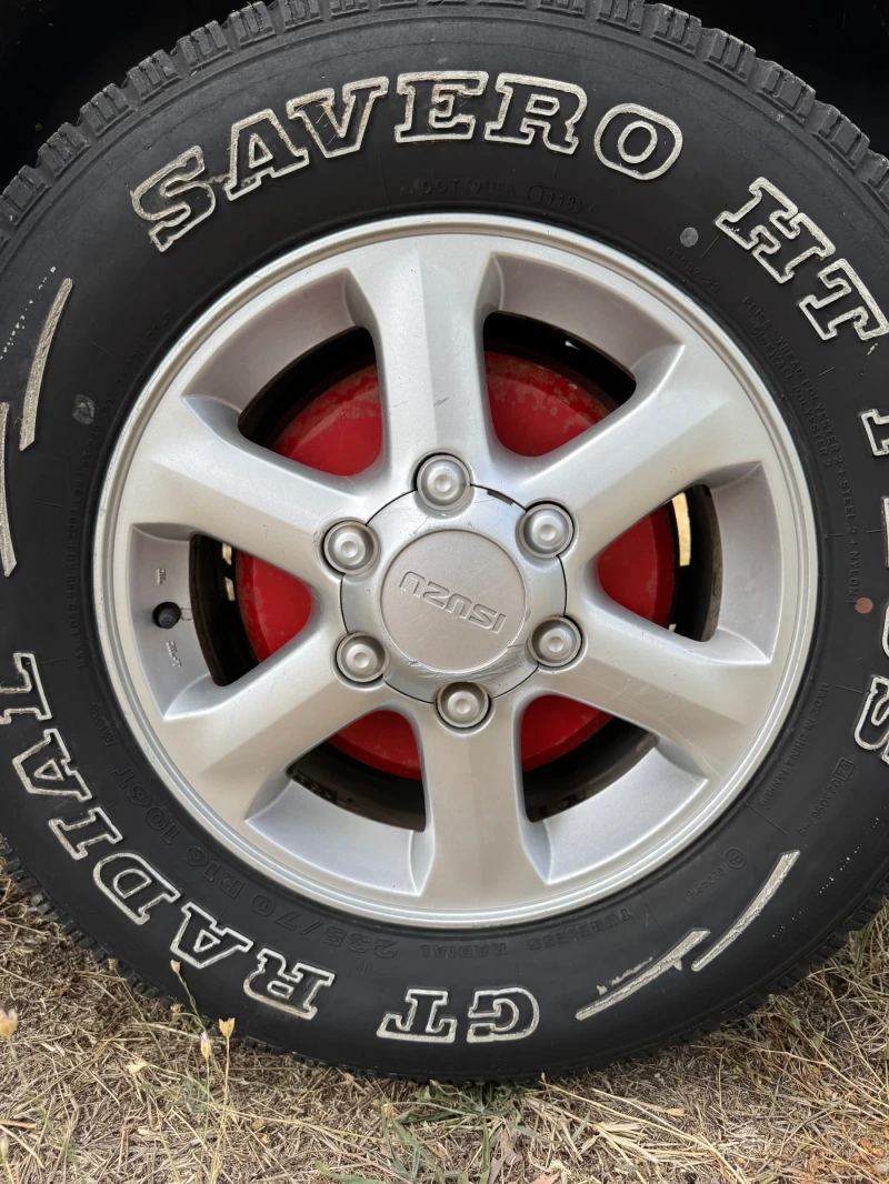 Isuzu D-max 3.0, снимка 11 - Автомобили и джипове - 52309622