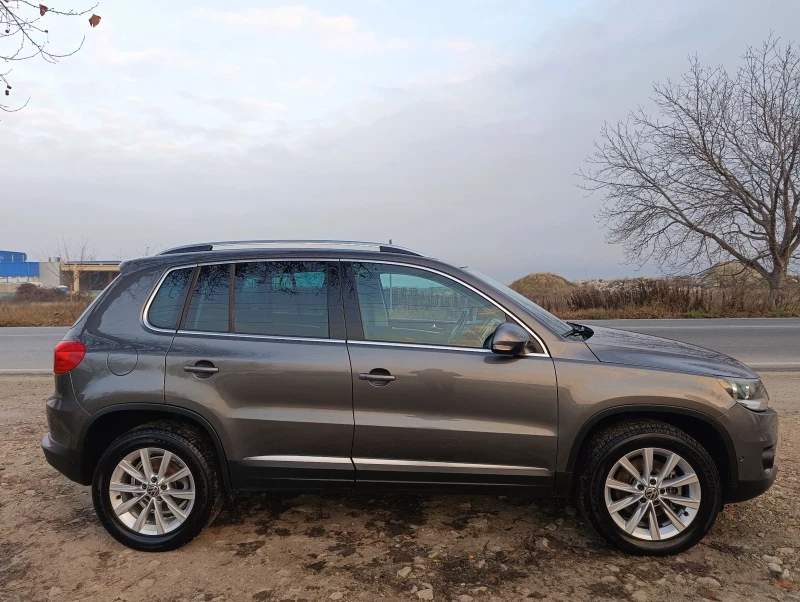 VW Tiguan 2.0 ТОП СЪСТОЯНИЕ , снимка 10 - Автомобили и джипове - 52914623