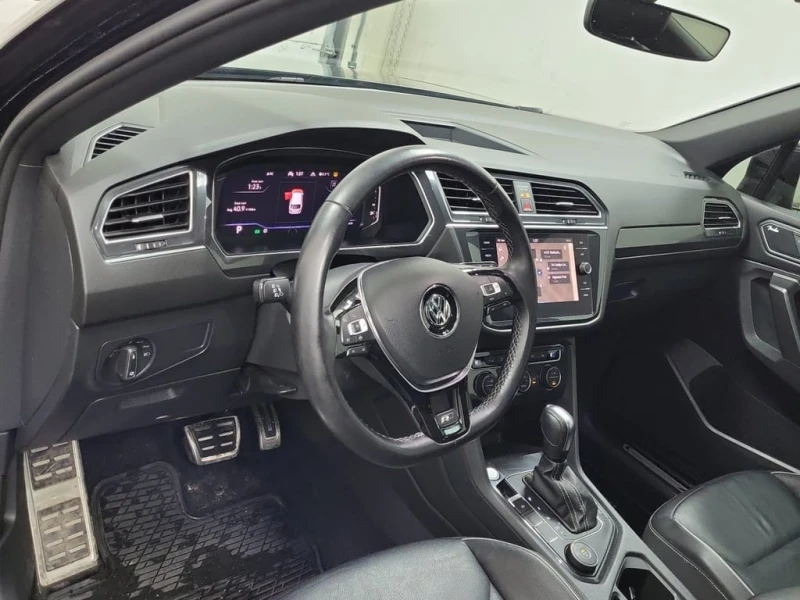 VW Tiguan * HIGHLINE * CARFAX * ЦЕНА ДО БЪЛГАРИЯ, снимка 9 - Автомобили и джипове - 53089580