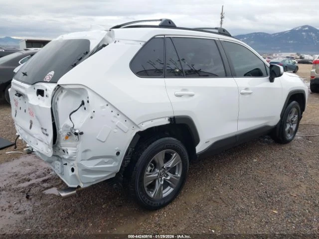 Toyota Rav4 Hybrid XLE, снимка 4 - Автомобили и джипове - 53764071