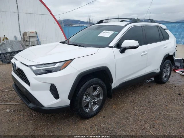 Toyota Rav4 Hybrid XLE, снимка 2 - Автомобили и джипове - 53764071