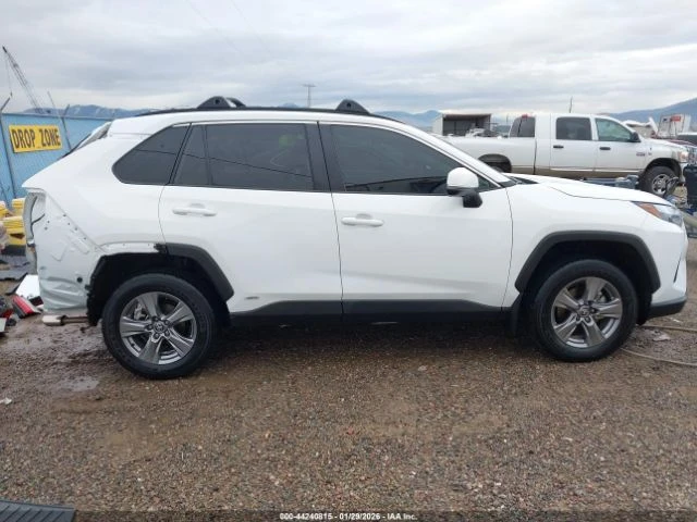 Toyota Rav4 Hybrid XLE, снимка 7 - Автомобили и джипове - 53764071