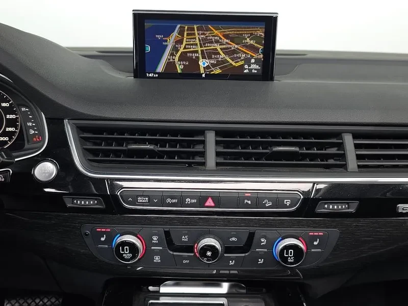 Audi Q7 35 TDI QUATTRO COMFORT, снимка 14 - Автомобили и джипове - 54922419