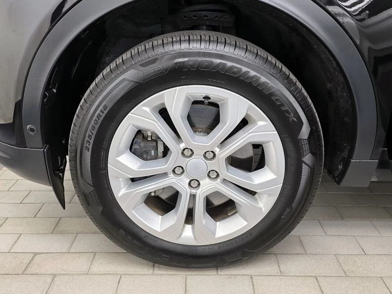 Land Rover Discovery Sport 2.0 Automatic, снимка 4 - Автомобили и джипове - 55841318