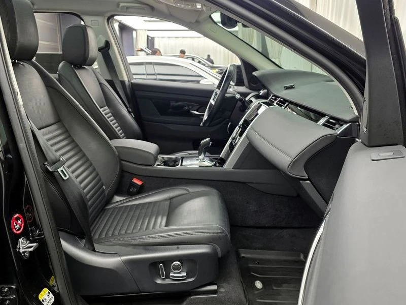 Land Rover Discovery Sport 2.0 Automatic, снимка 10 - Автомобили и джипове - 55841318