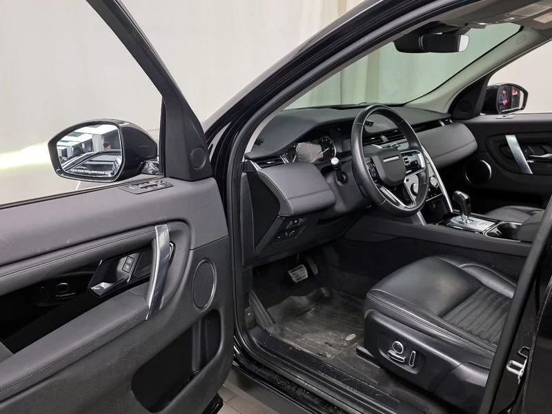 Land Rover Discovery Sport 2.0 Automatic, снимка 9 - Автомобили и джипове - 55841318