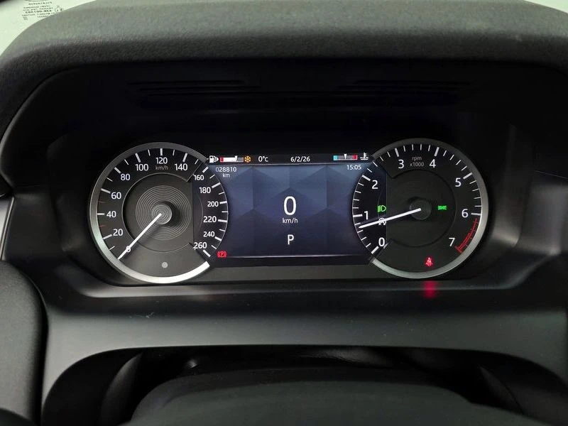 Land Rover Discovery Sport 2.0 Automatic, снимка 7 - Автомобили и джипове - 55841318