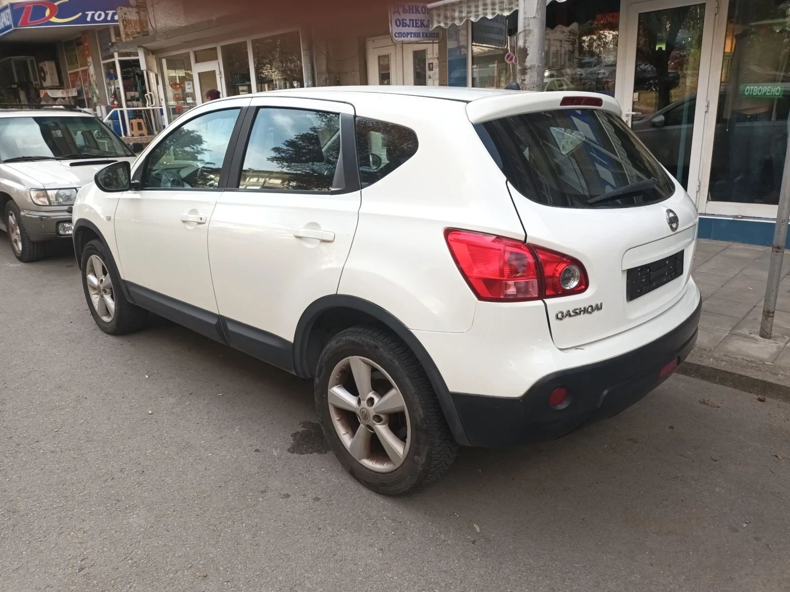 Nissan Qashqai 1.5dci - изображение 4