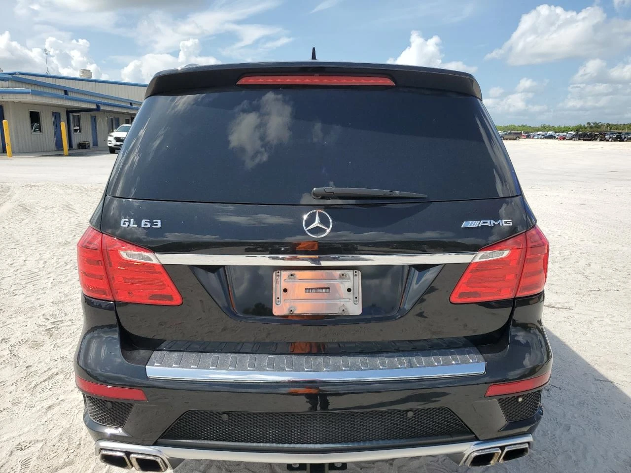 Mercedes-Benz GL 63 AMG  - изображение 3