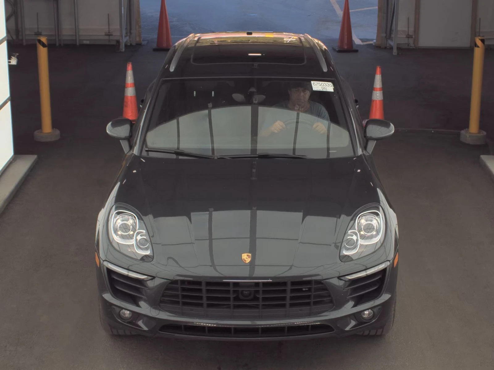 Porsche Macan S Обдух* BOSE* М.Точка* Ambient* Пано* Дистроник*  - изображение 2