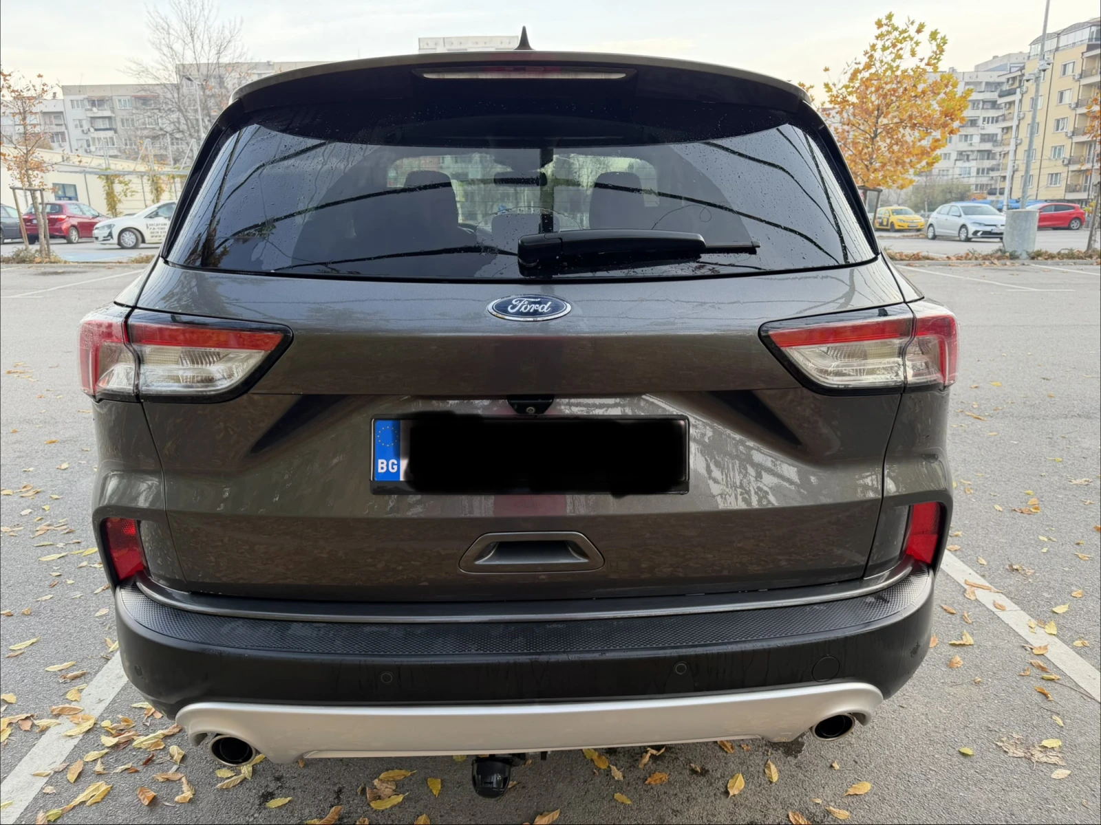 Ford Kuga Titanium Hybrid - изображение 4