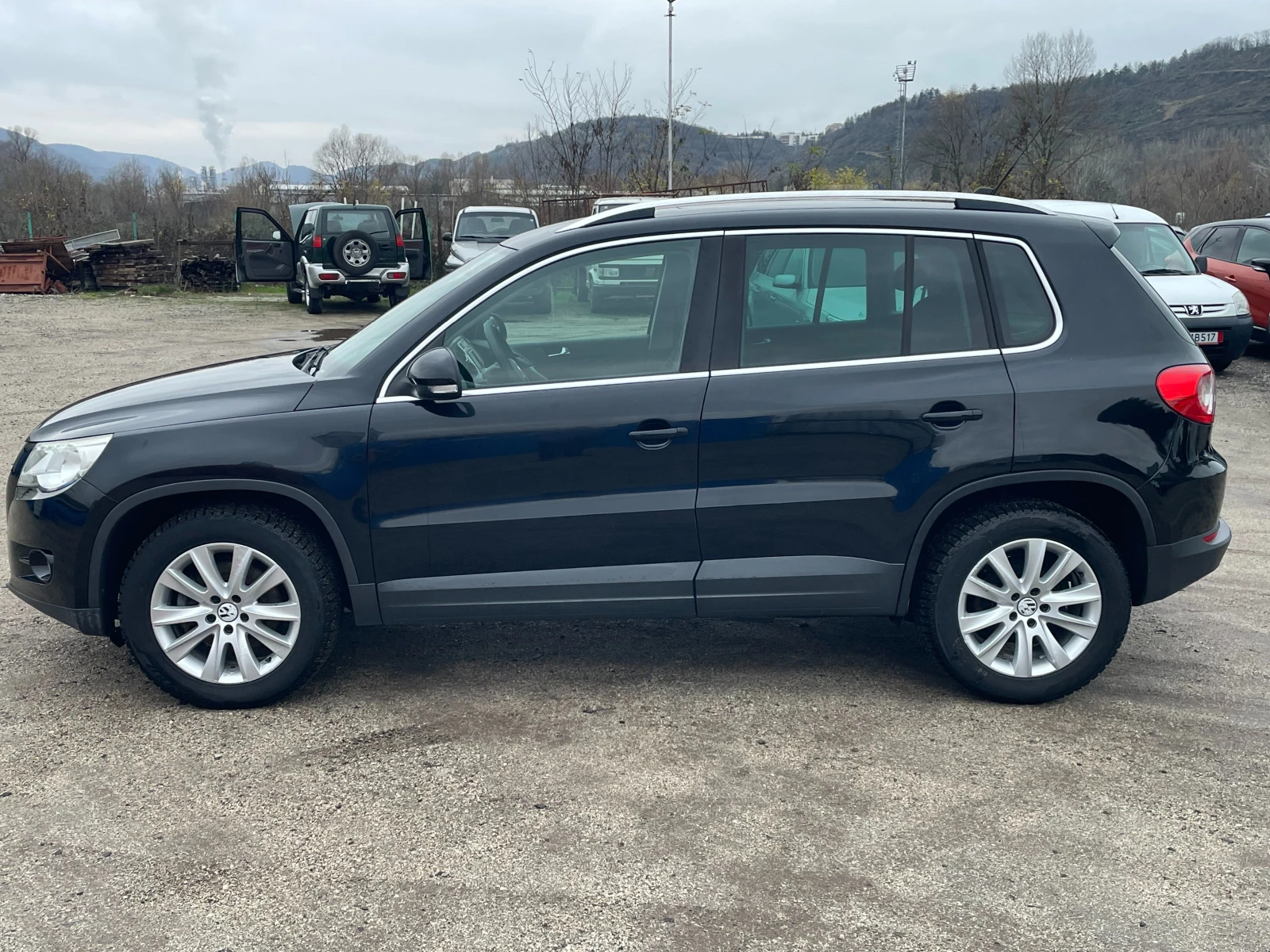 VW Tiguan НОВ ВНОС ИТАЛИЯ 4x4 - изображение 4