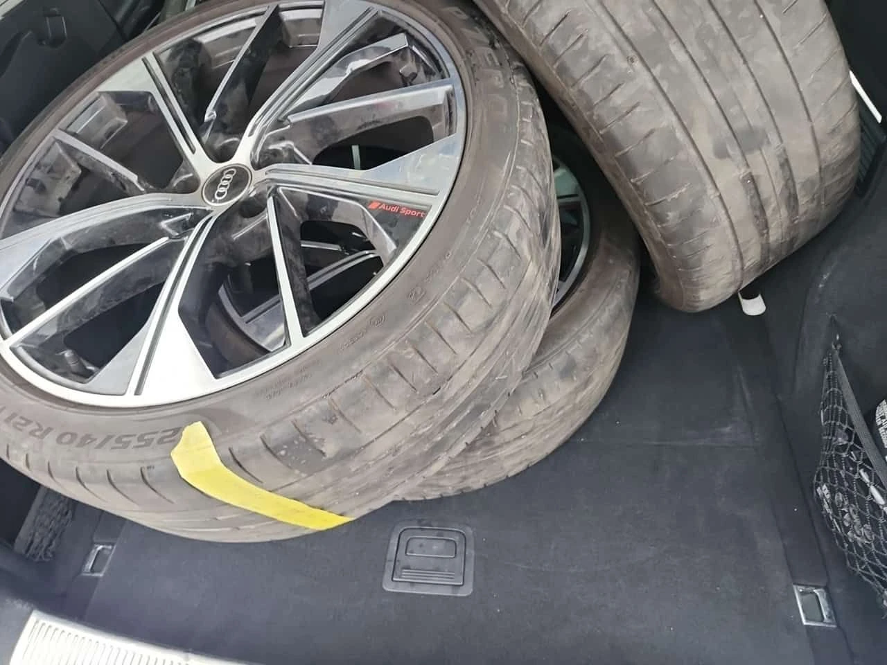 Audi SQ5 * TECHNIK * CARFAX * ЦЕНА ДО БГ, снимка 15 - Автомобили и джипове - 53770330