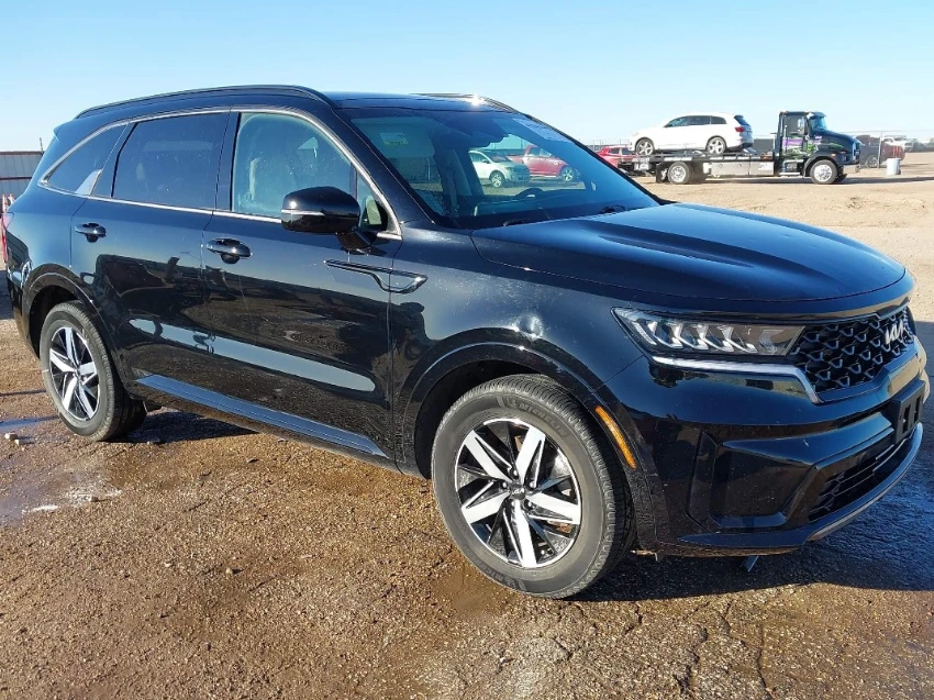 Kia Sorento S* ПОДГРЕВ* PANO* KAМЕРА