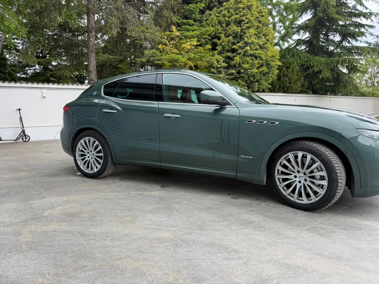 Maserati Levante, снимка 10 - Автомобили и джипове - 54485210