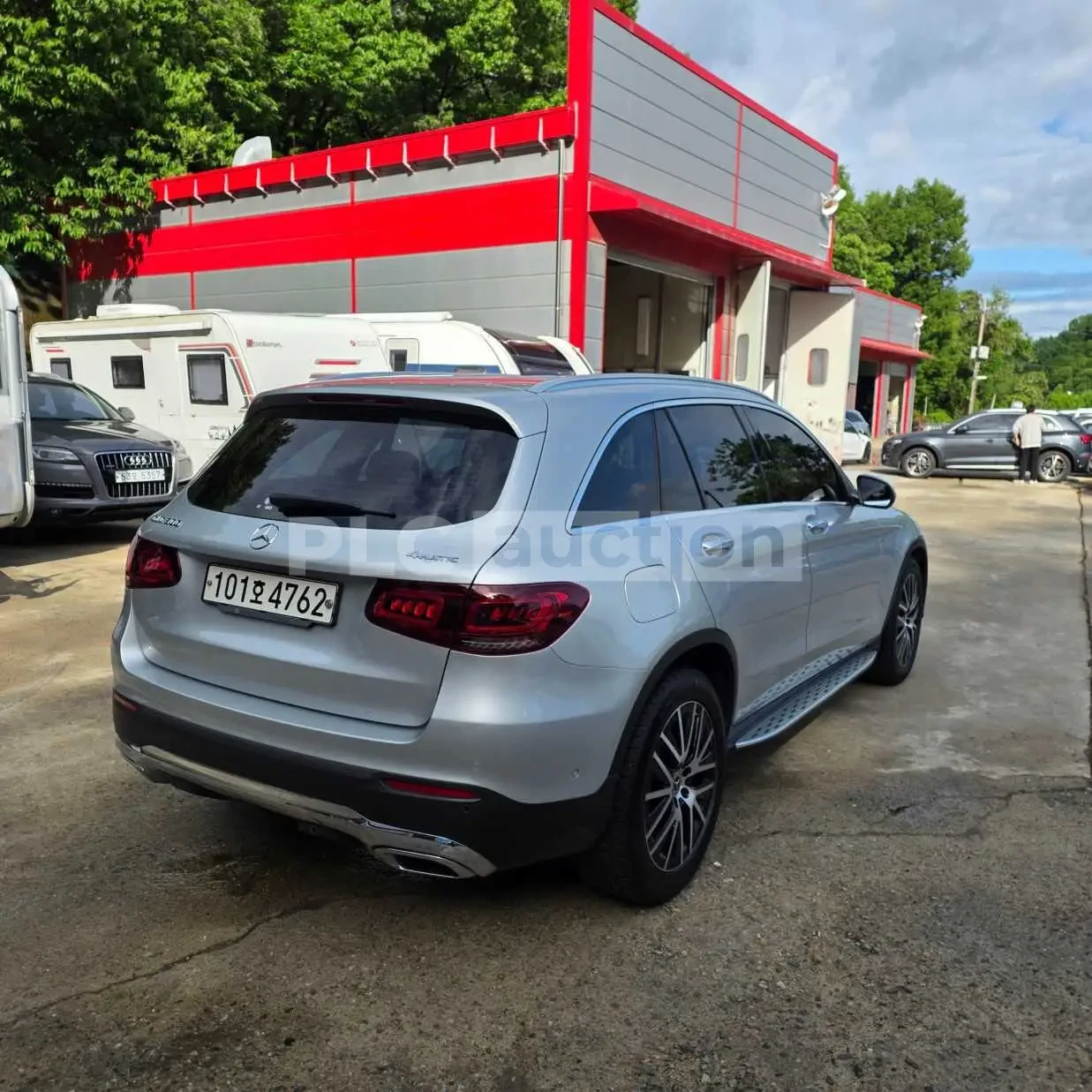 Mercedes-Benz GLC 300 4MATIC| DISTRONIC| КАМ| ПОДГРЕВ| ПАНО| ТЕХНОТЕСТ, снимка 6 - Автомобили и джипове - 54740902