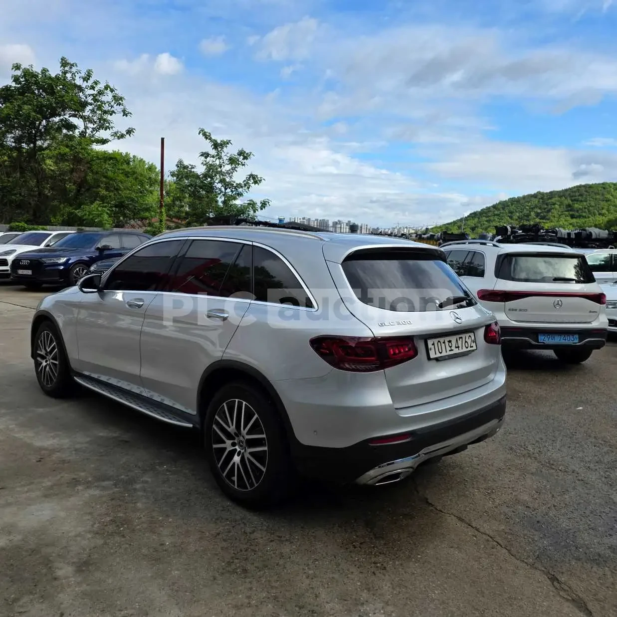 Mercedes-Benz GLC 300 4MATIC| DISTRONIC| КАМ| ПОДГРЕВ| ПАНО| ТЕХНОТЕСТ, снимка 4 - Автомобили и джипове - 54740902