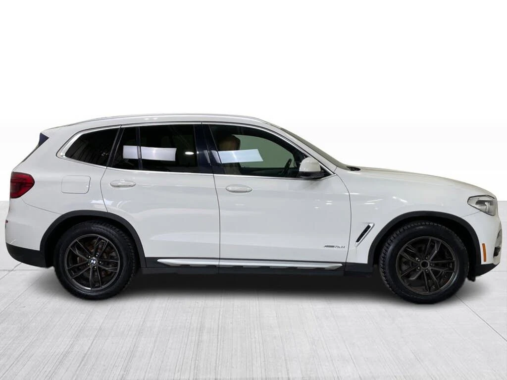 BMW X3 XDRIVE30i| КРАЙНА ЦЕНА ДО БЪЛГАРИЯ| CARFAX, снимка 9 - Автомобили и джипове - 54783555