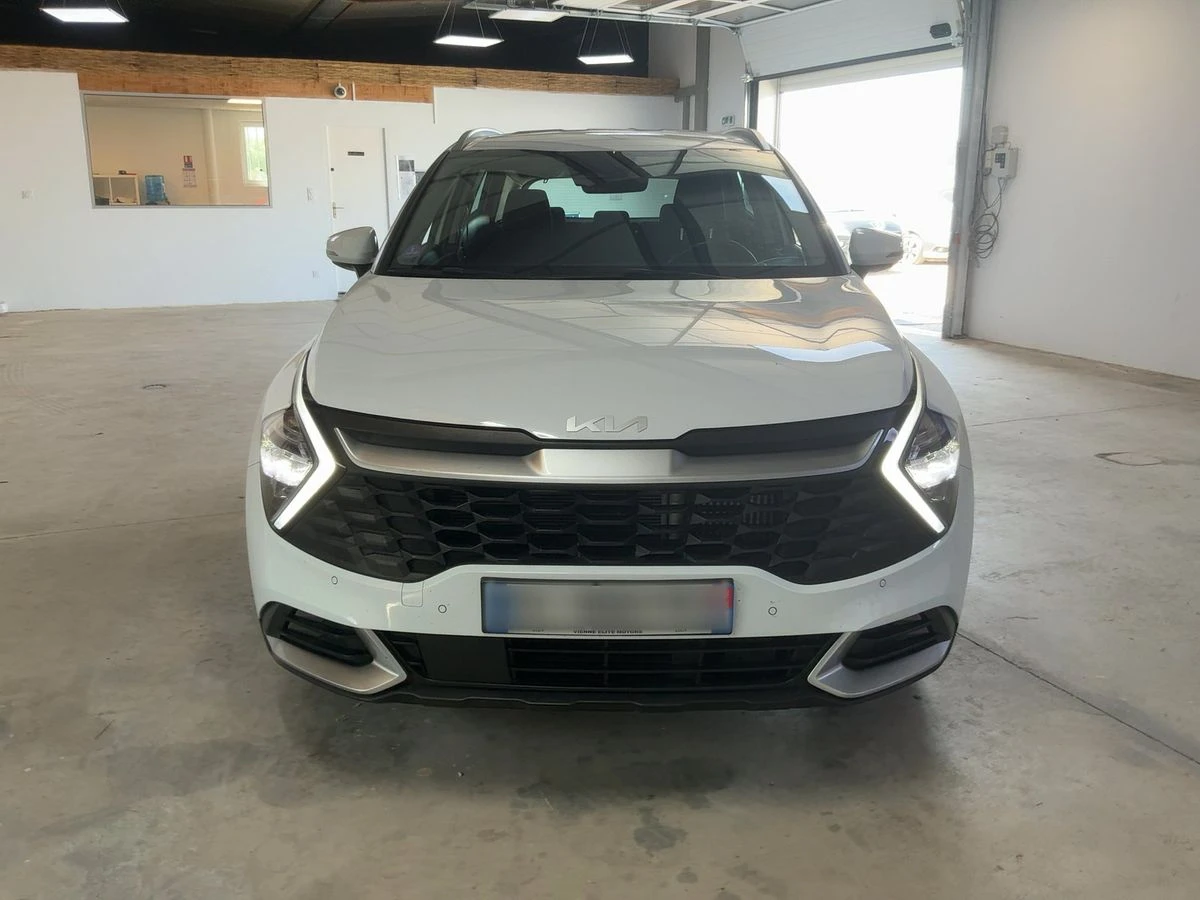 Kia Sportage 1.6 Plug-in Hybrid Active 4WD, снимка 2 - Автомобили и джипове - 55115238