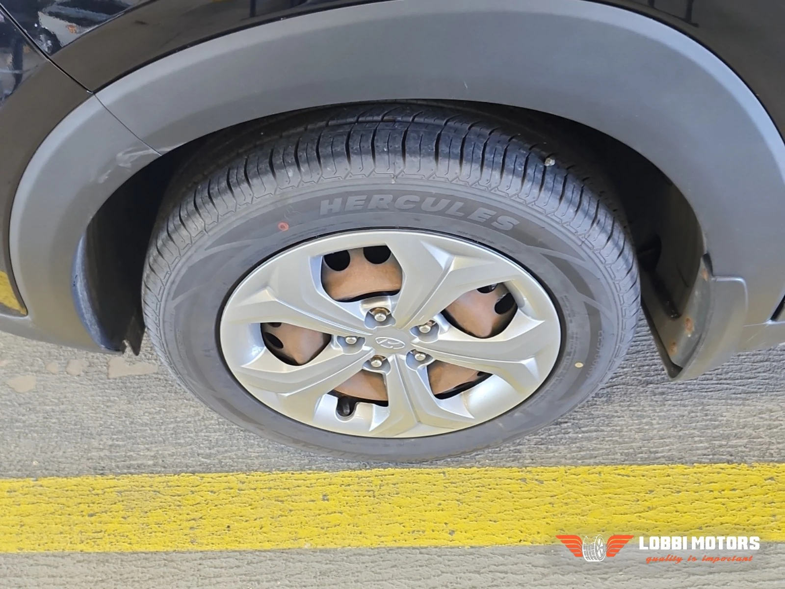 Hyundai Tucson, снимка 4 - Автомобили и джипове - 55955849