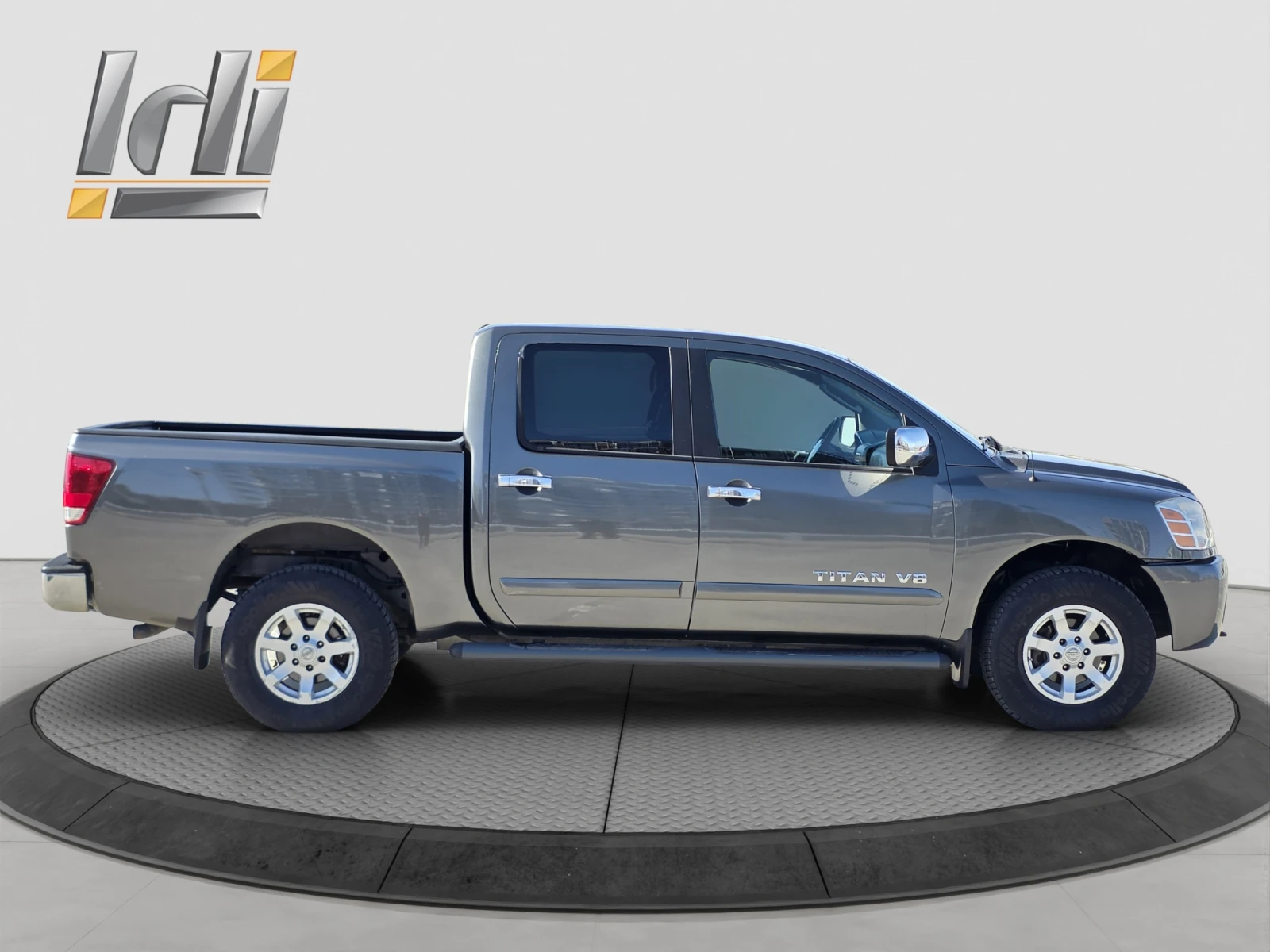 Nissan Titan crew cab 5.6 V8, снимка 7 - Автомобили и джипове - 56635112