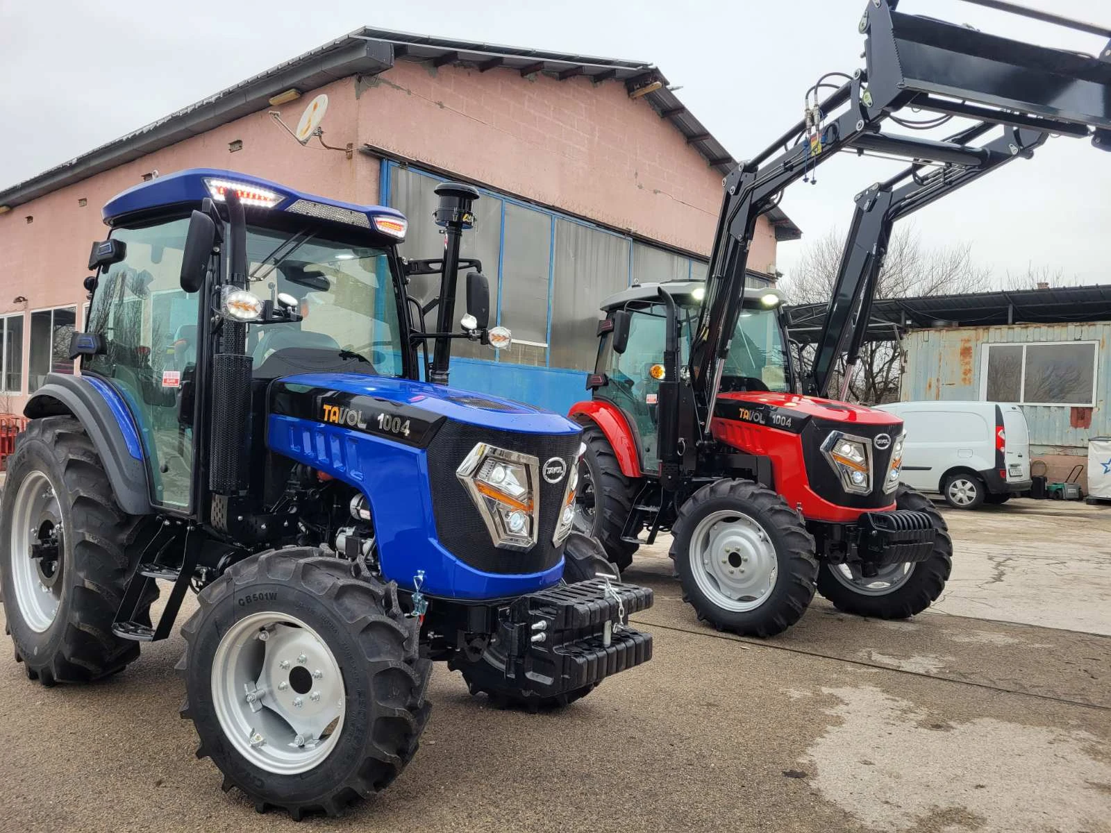 Трактор Друга марка TAVOL