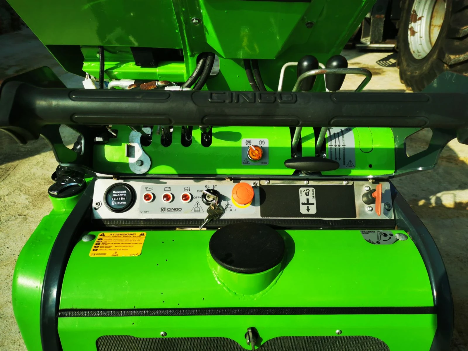 Телескопични товарачи Merlo Cingo М12.3 plus - изображение 2