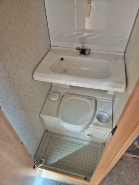 Каравана Hobby 4 МЕСТА WC БАНЯ ФОРСЕЛТ , снимка 11