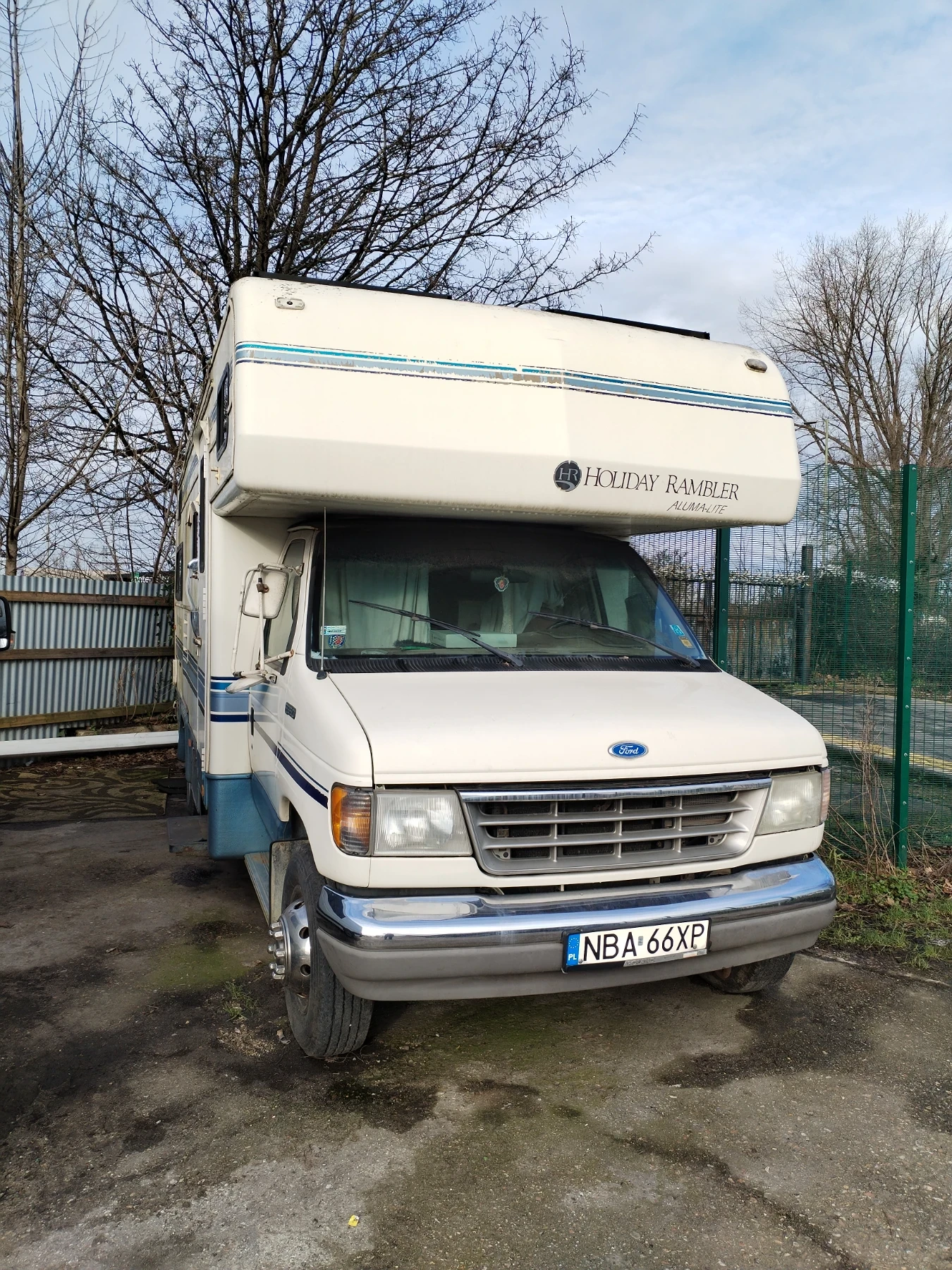 ������ Ford E350 | Mobile.bg � ����������� 1