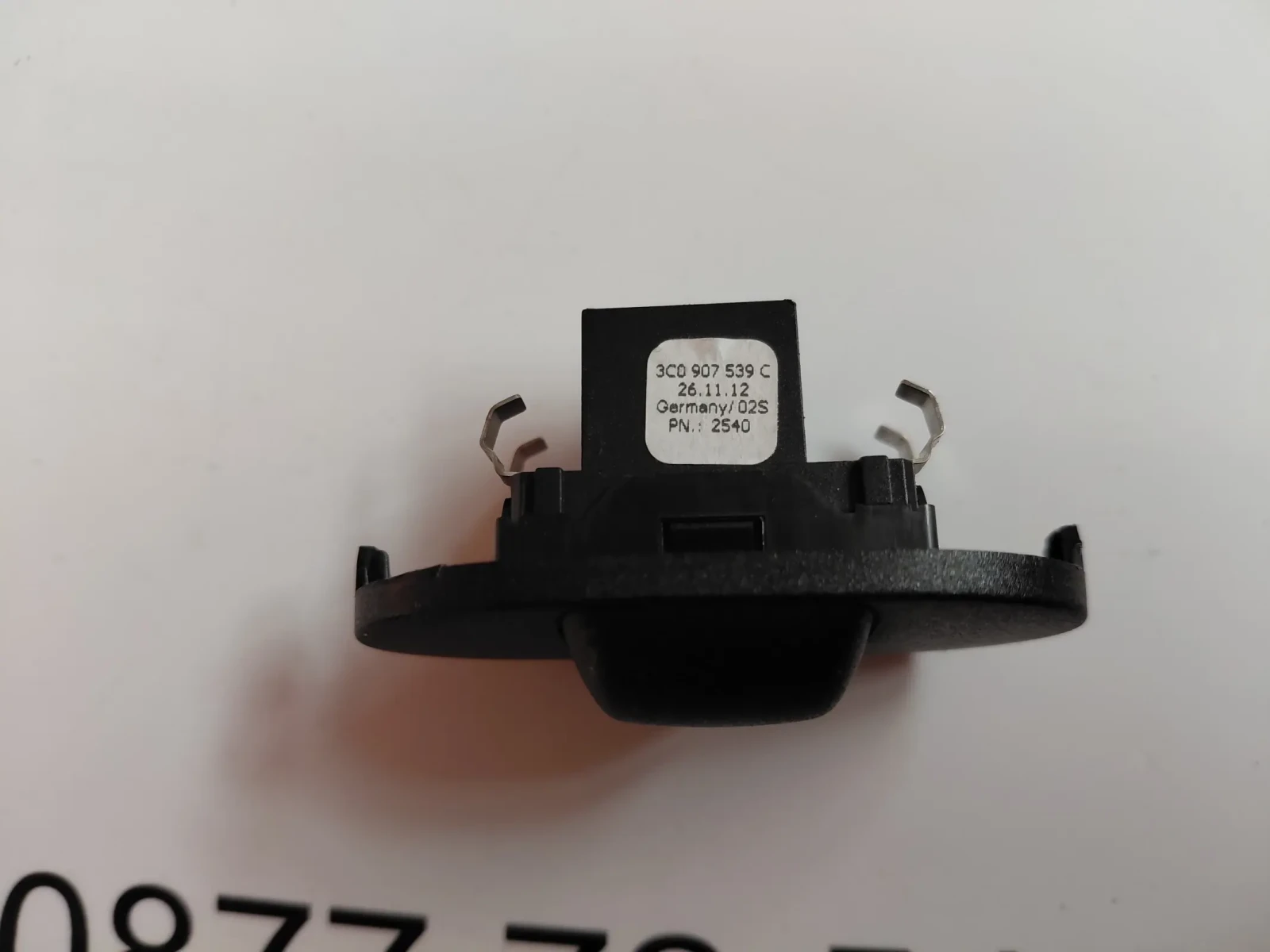 3C0907539C Сензор за слънчева светлина за VW Passat CC 3C0 907 539 C, снимка 2 - Части - 54193974