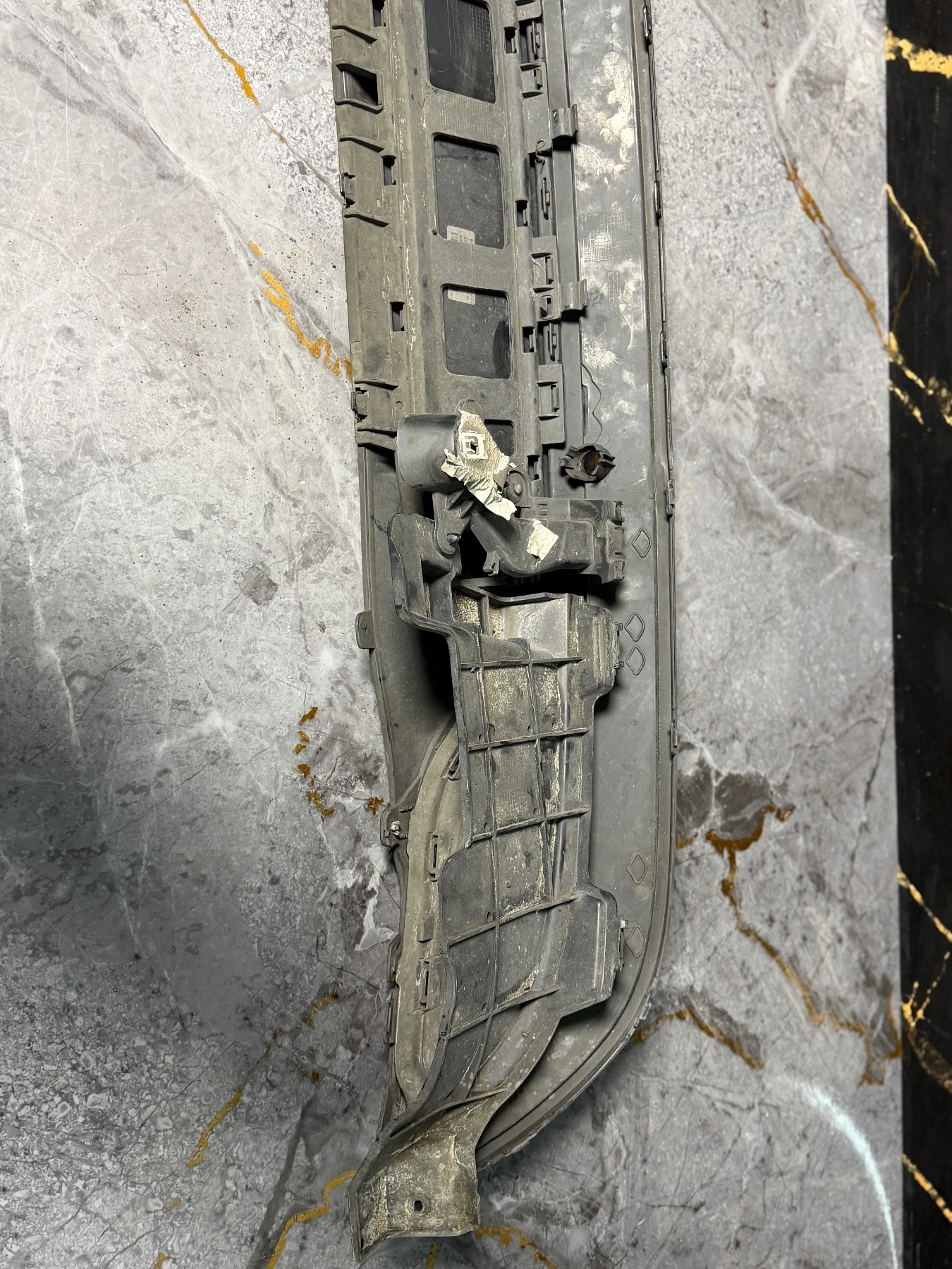 Заден дифузьор за Mercedes-Benz C-Class W205 ОРИГИНАЛЕН, снимка 4 - Части - 54442344