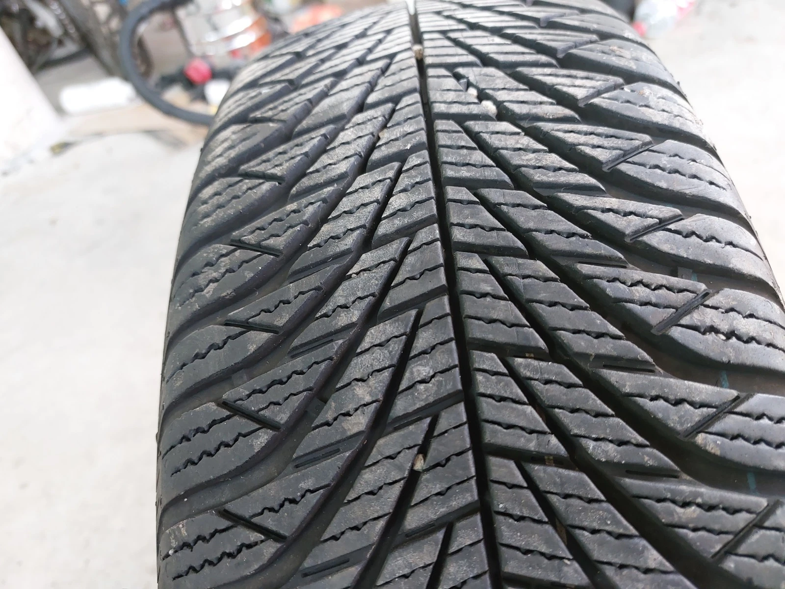 ���� 205/60R16 | Mobile.bg � ����������� 2
