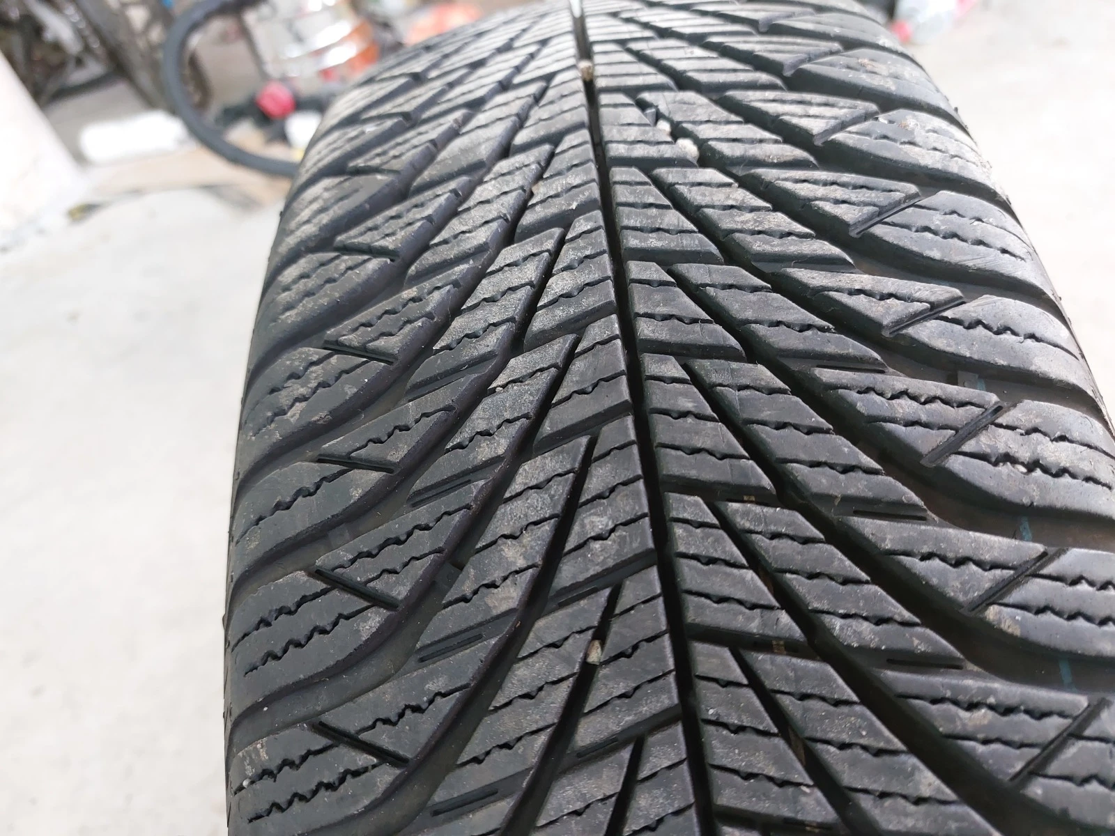 ���� 205/60R16 | Mobile.bg � ����������� 3