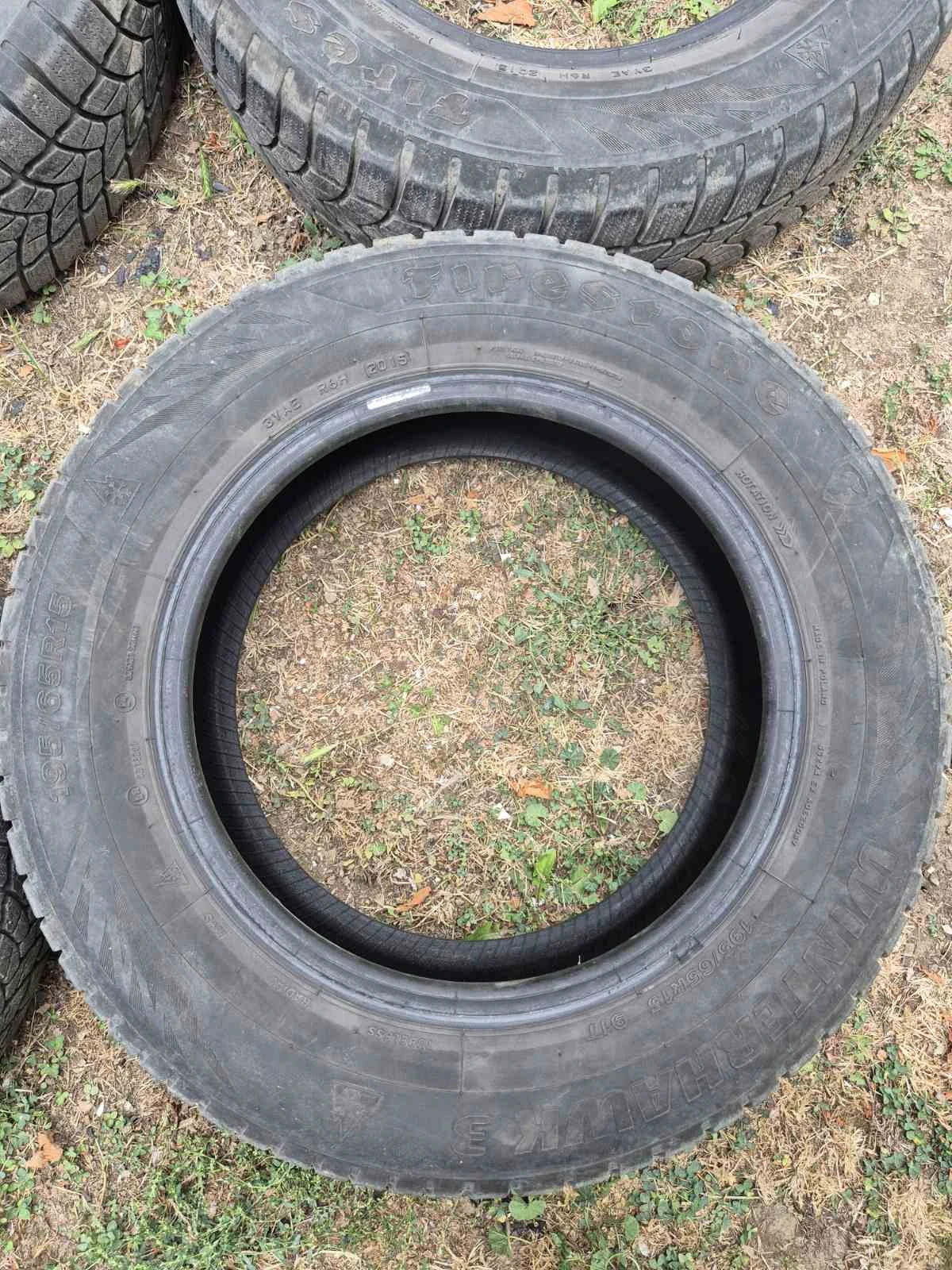 Гуми Зимни 195/65R15, снимка 2 - Гуми и джанти - 56247556