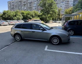 Обява за продажба на Alfa Romeo 159 sportwagon 1.9JTD/150кс/NAVI ~4 000 лв. - изображение 3 | Auto.bg Обява за продажба на Alfa Romeo 159 sportwagon 1.9JTD/150кс/NAVI ~4 000 лв. - изображение 3