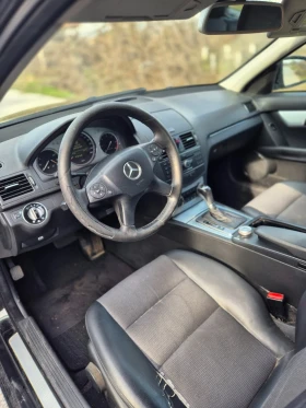 Mercedes-Benz 220, снимка 2 - Автомобили и джипове - 53634127