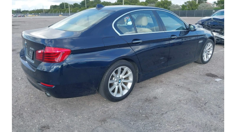 BMW 535 I Facelift RWD 360* HUD, снимка 6 - Автомобили и джипове - 48678183