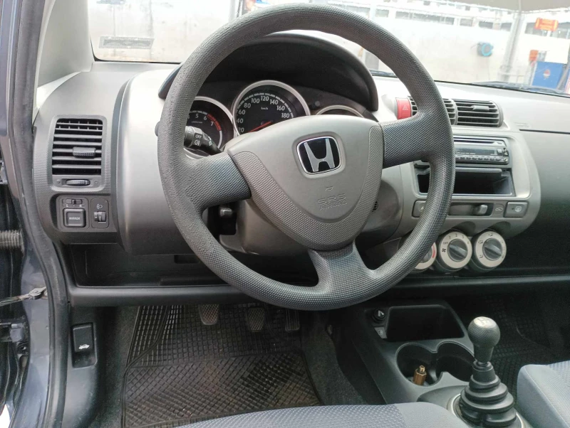 Honda Jazz 1.3 GAZ, снимка 5 - Автомобили и джипове - 49475683