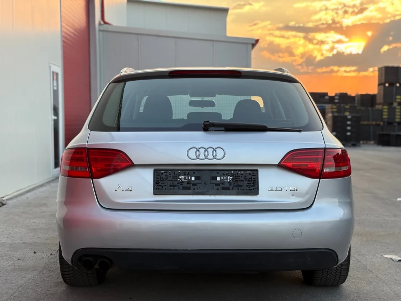 Audi A4 2.0 TDI* 6ск* B8* LED* Navi* Xenon* EURO5, снимка 5 - Автомобили и джипове - 50949732