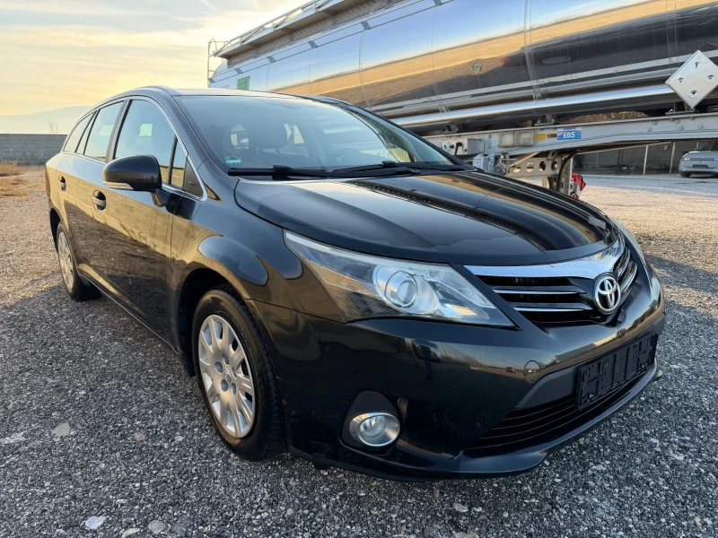 Toyota Avensis 1.8 VALVEMATIC* FACELIFT, снимка 4 - Автомобили и джипове - 53082559