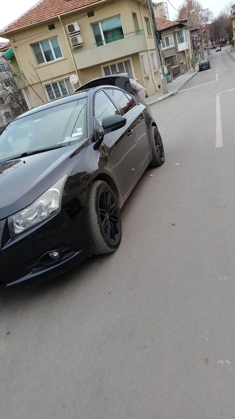 Chevrolet Cruze, снимка 11 - Автомобили и джипове - 53036856